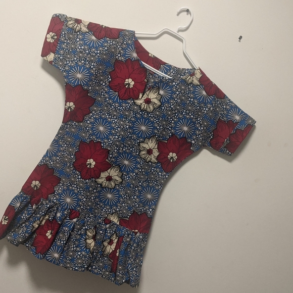 Asymmetric ruffle hem shift dress - Picture 6 of 8